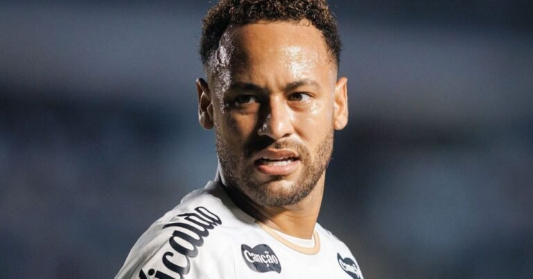Neymar aceita desafio inusitado de jornalista: "Não vai fugir"