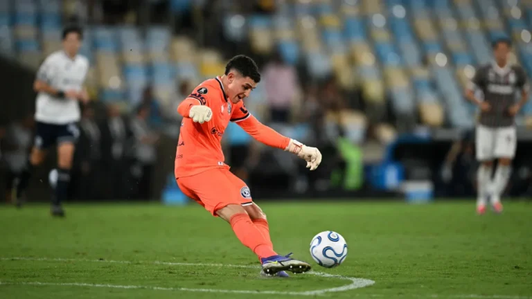 Nicolás Bolcato: quem é e números de goleiro do Independiente Rivadavia image