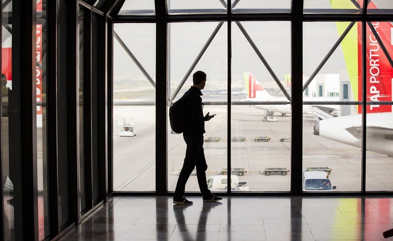 Passaporte some no pedido de visto e brasileiro perde viagem para Portugal