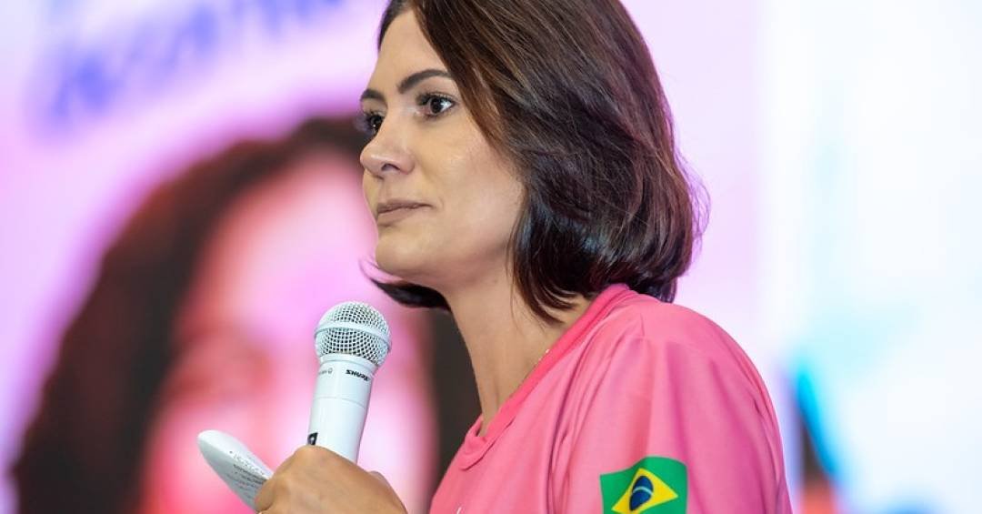 Pesquisa mostra disputa no DF após confirmação de Michelle Bolsonaro