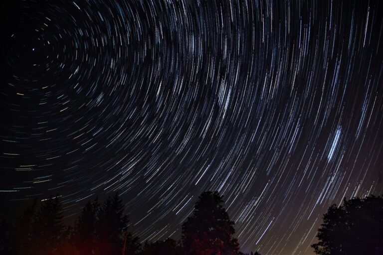 Próxima noite será a melhor para observar a chuva de meteoros Perseidas; entenda o fenômeno